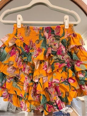 Love the Label Yellow Floral Ruffle Mini Skirt size L